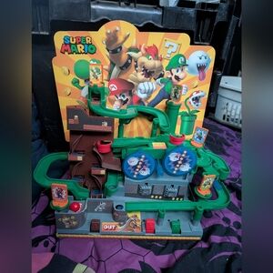 Super Mario Adventure Game Deluxe Brainteaser by Epoch Everlasting Play